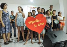 HOMENAGEM ÁS MÃES