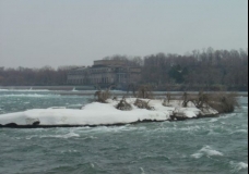 Niagara Falls - Snow Lingering in April