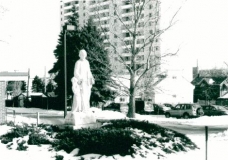 Statue