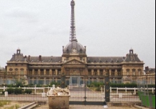 l'École Militaire et la Tour Eiffel