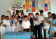 Uzbek school children