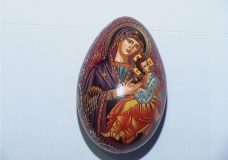 paintng  eggs