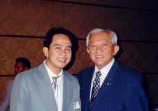 CHOY WITH DR. EMMANUEL ANGELES, PRESIDENT OF ANGELES UNIVERSITY FOUNDATION AND CLARK FIELD DEVELOPME