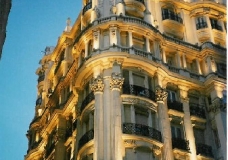 Edificio Iuminado I - Madrid, Agosto 2003