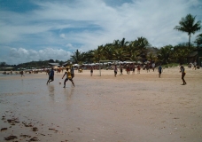 Futebol na praia