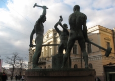 Helsinki Statue