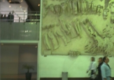 Mural de Minujin en Aeropuerto