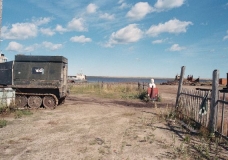lenin and an outroad car