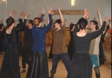 Репетиция танца (сельская школа гор.Гудурмеса)
