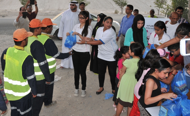 500 food packets distributed to landfill workers