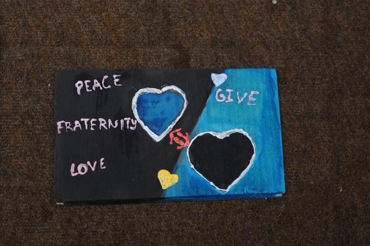 Give Love and Peace to all