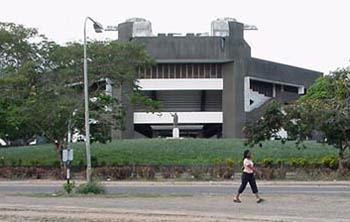 AMPHI - 1