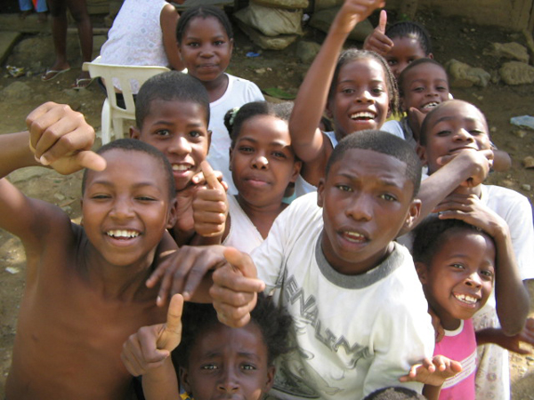 Chicos Afro-Colombianos