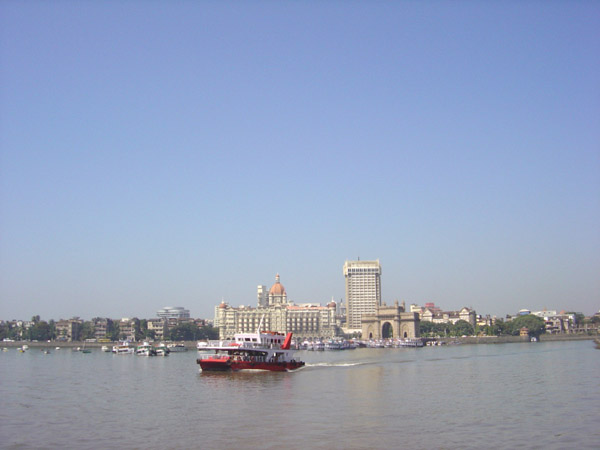 Another Warm, Sunny Day in Bombay!