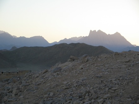 Sunset rays on the Red Sea mounts