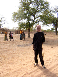 Un jeune homme du village