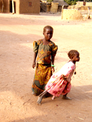 Jeunes Filles d'un village