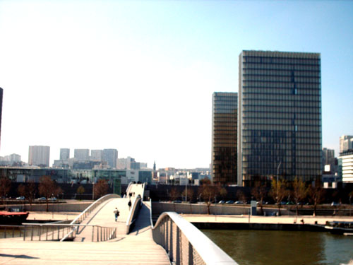 The Knowledge bridge