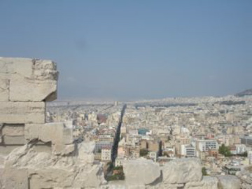 The Parthanon overlooking Athens Greece