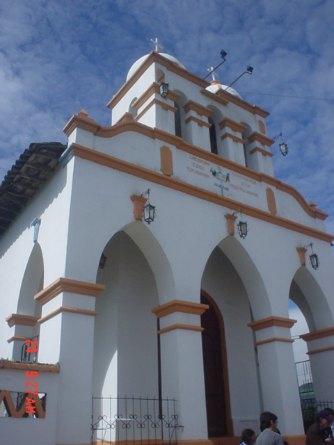 Church, Refugee of Wild Live (Iglesia, Refugio de Vida Silvestre Pasochoa)