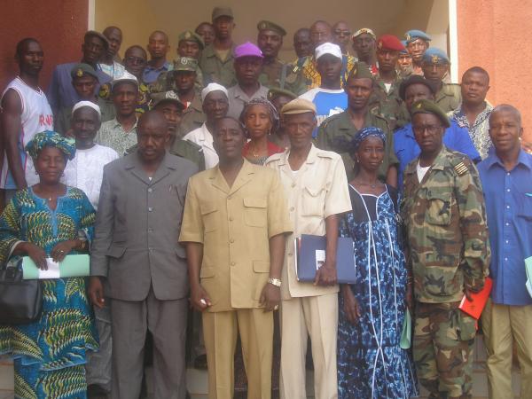 le Dialogue Civilo-militaire