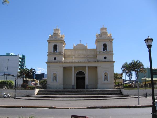 La Soledad en medio de la Ciudad / La Soledad in middle of the City