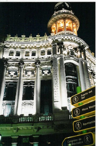 Edificio Iluminado - Madrid Agosto 2003