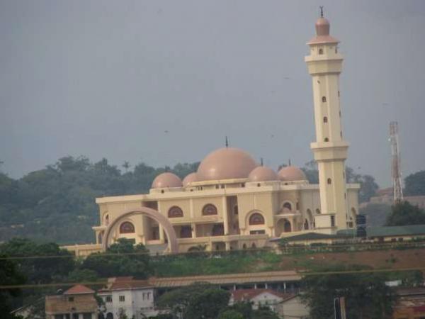 Mosque within African Pearl