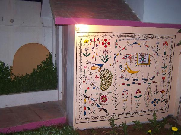 Madhubani  wall painting