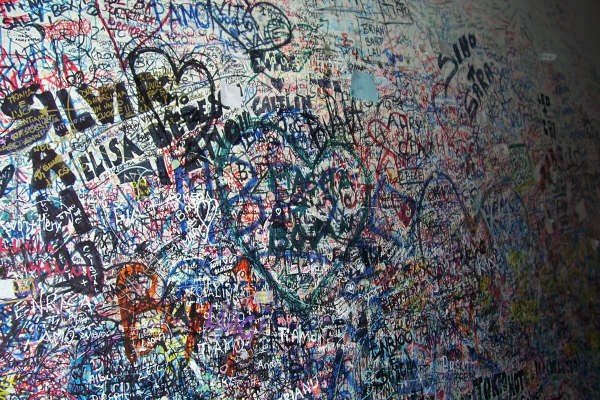 Vandal Love