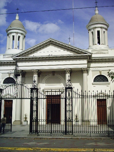 Recorriendo mi ciudad: El municipio desde la Plaza Grigera