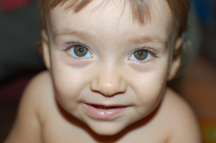 Nestes olhos