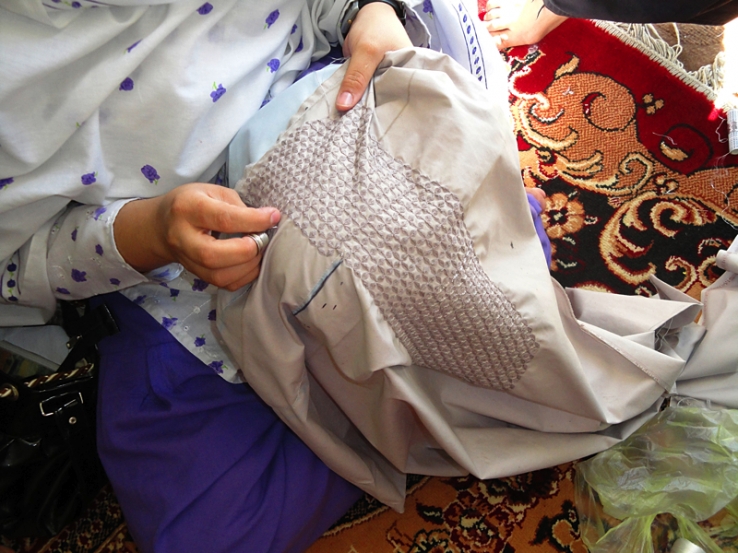Hands, fingers and handicrafts / Des mains et des doigts pour l’artisanat