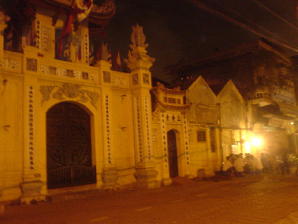 hanoi pagoda