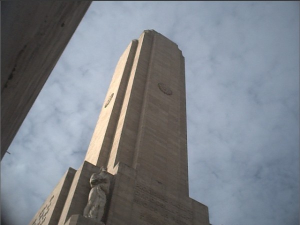 Torre del monumento a la bandera