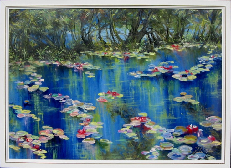 Dancing water lilies