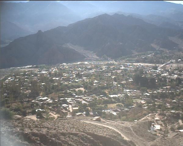 Vista de la ciudad de Tilcara desde la montaña