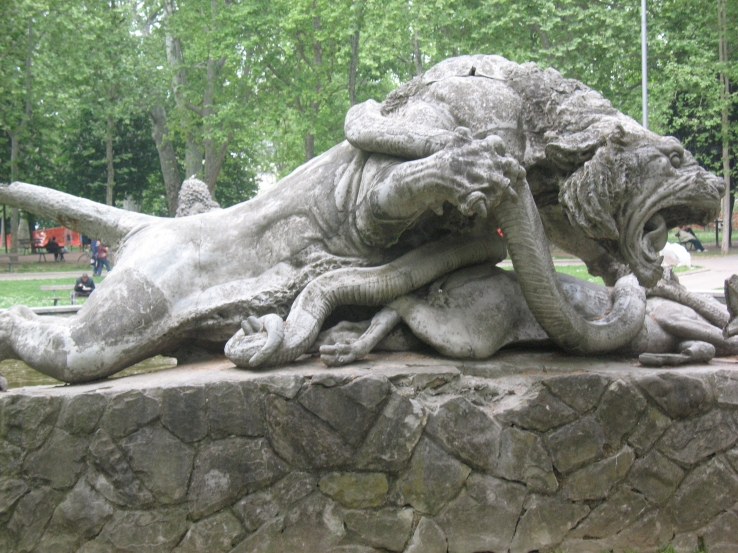 Statue